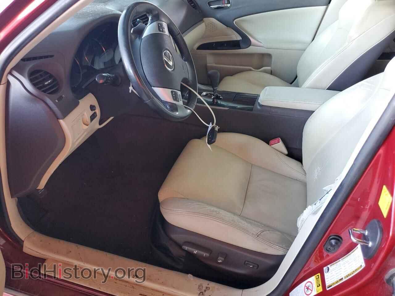 2011 LEXUS IS - VIN: JTHBF5C26B5145095 - Photo 7