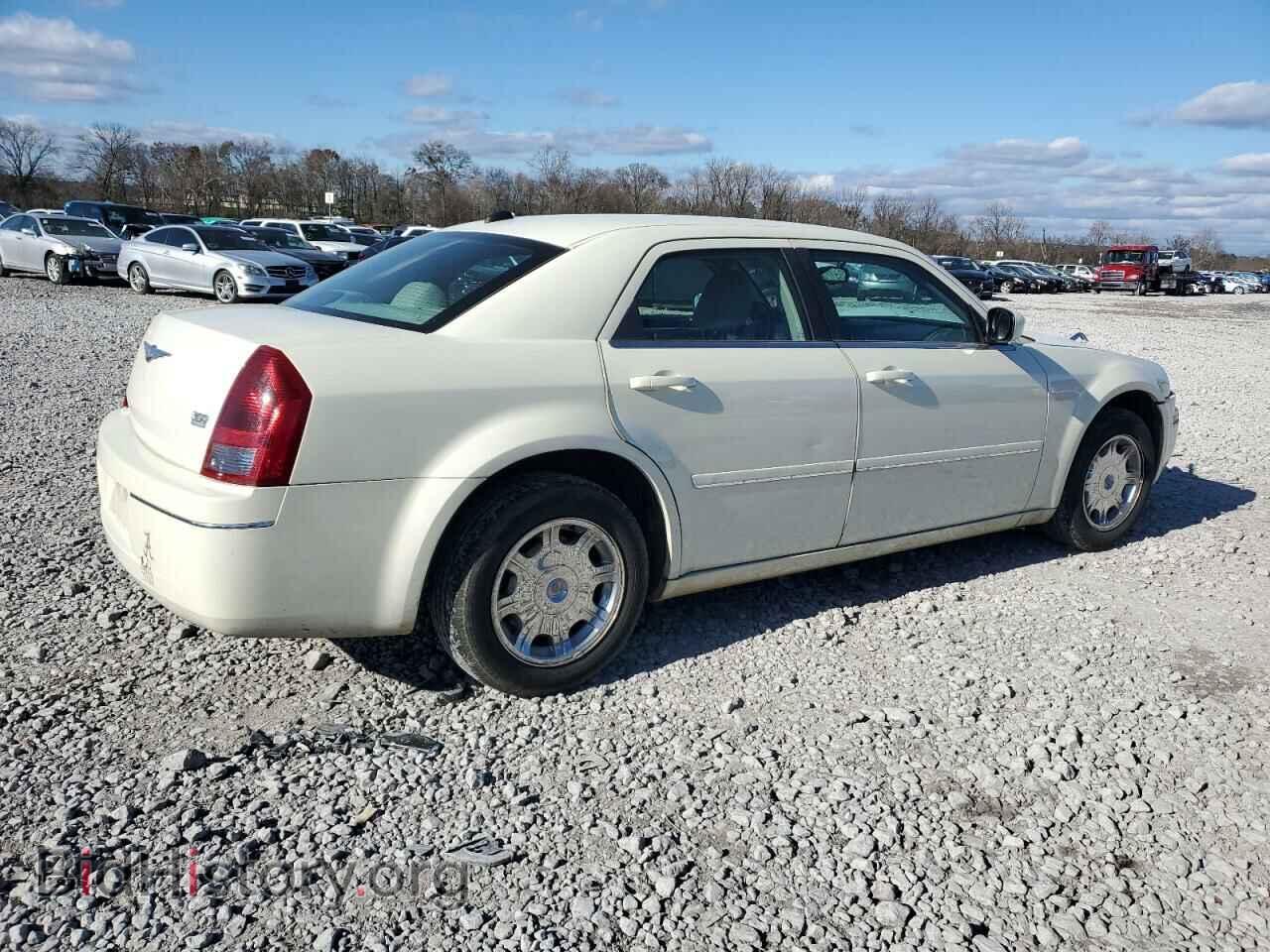 2005 CHRYSLER 300 - VIN: 2C3JA53G75H635005 - Фото 3