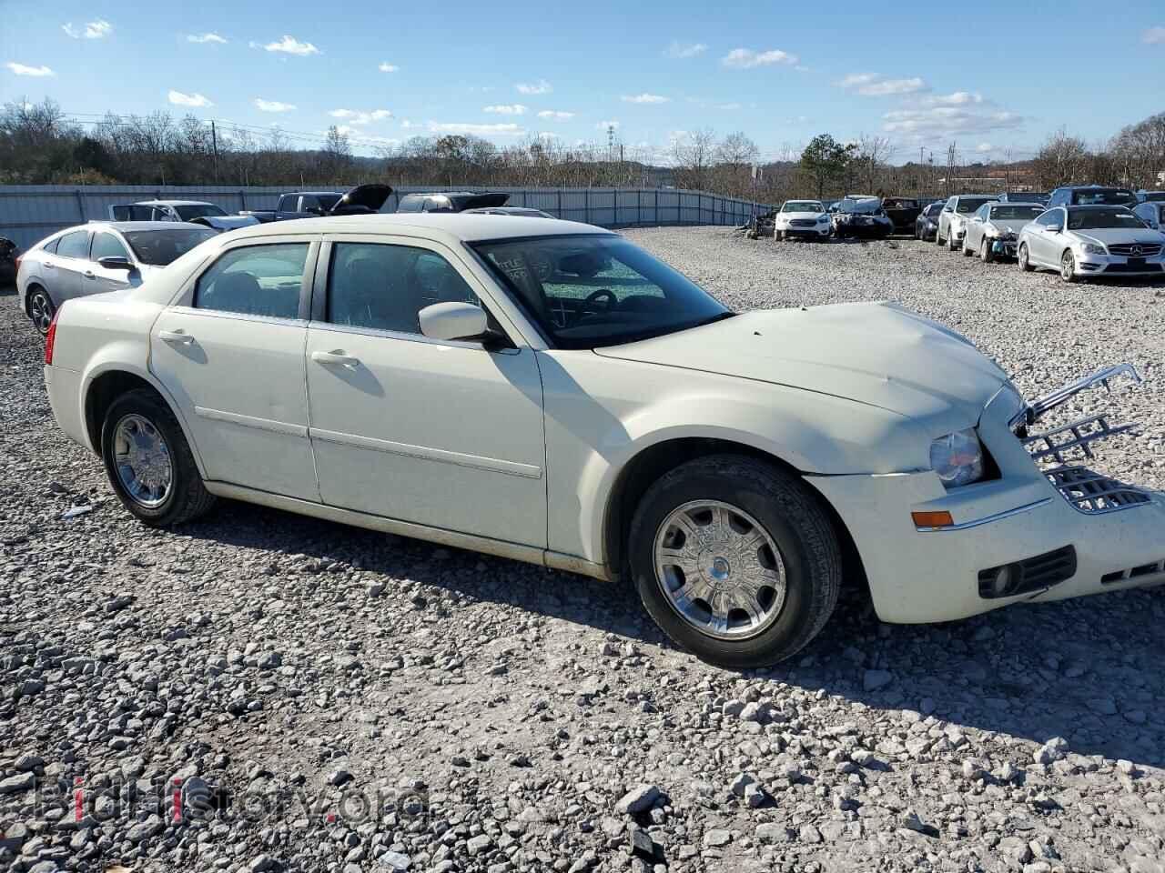 2005 CHRYSLER 300 - VIN: 2C3JA53G75H635005 - Фото 4