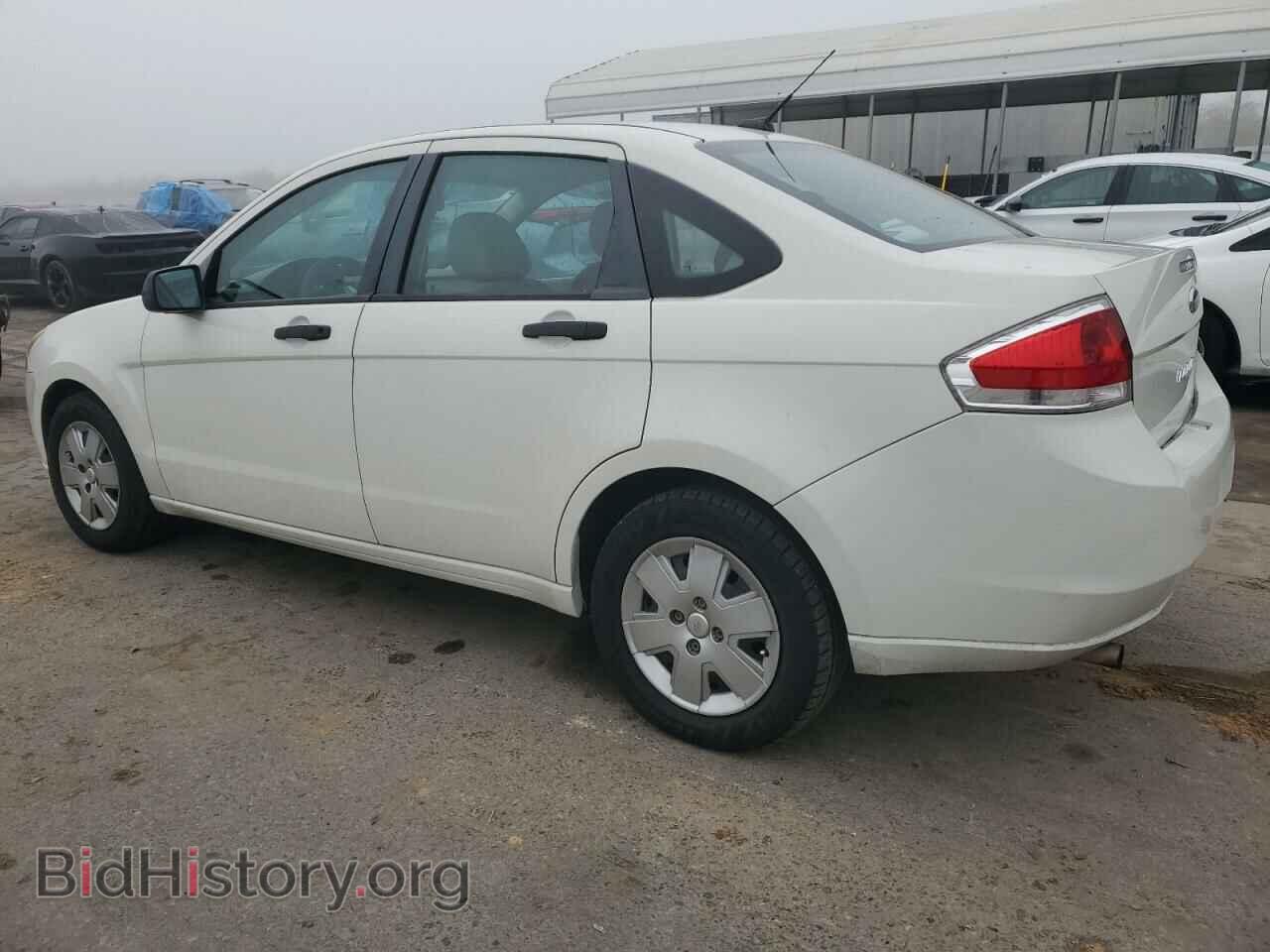 2010 FORD FOCUS - VIN: 1FAHP3EN8AW151872 - Фото 2