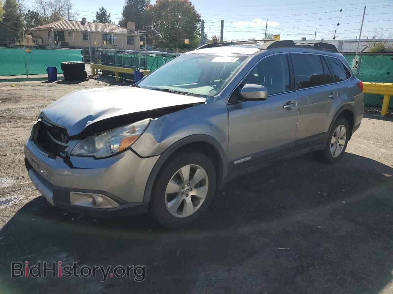 Photo 4S4BRDLC8B2425402 - SUBARU OUTBACK 2011
