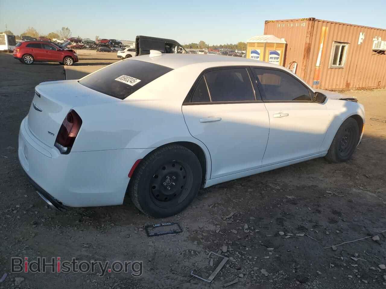 2020 CHRYSLER 300 - VIN: 2C3CCAAG3LH147570 - Фото 3