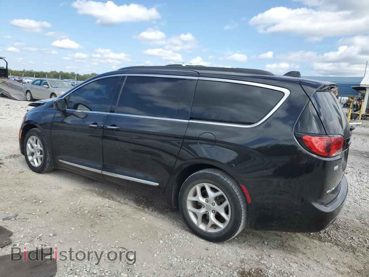 2017 CHRYSLER PACIFICA - VIN: 2C4RC1BG7HR831656 - Фото 2