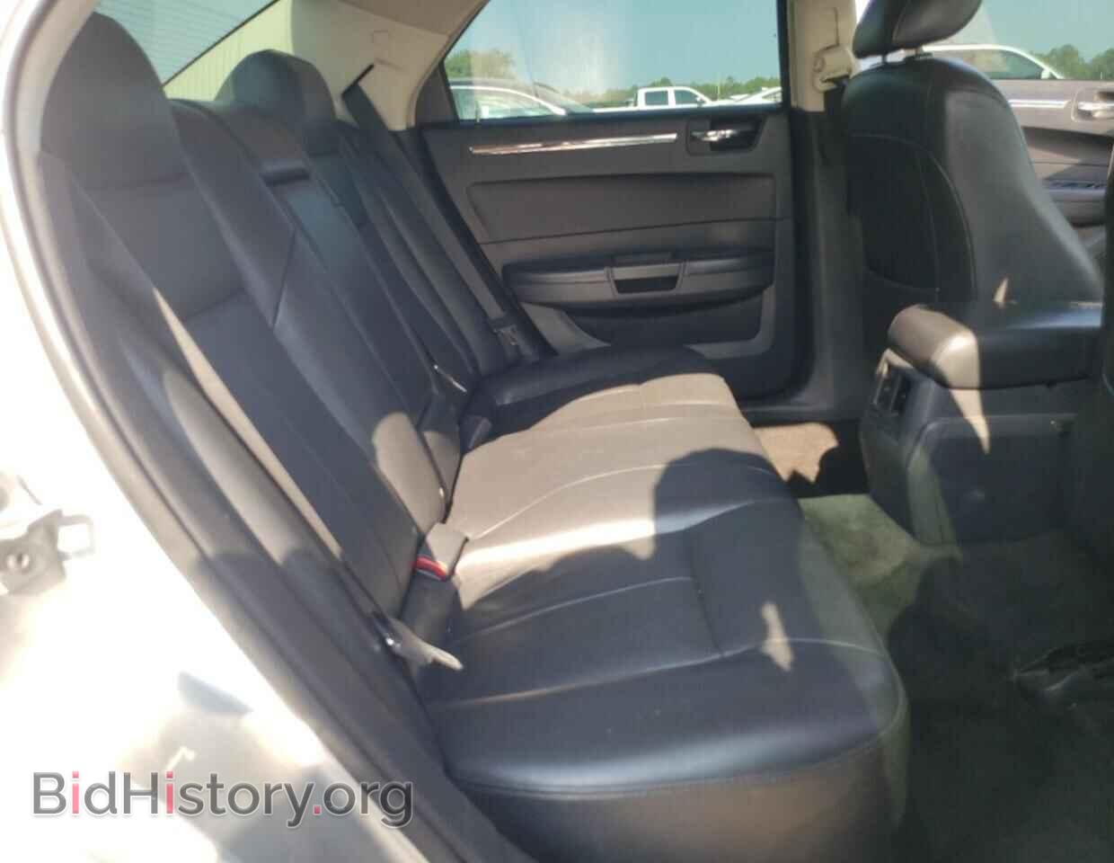 2010 CHRYSLER 300 - VIN: 2C3CA5CV2AH325412 - Фото 10