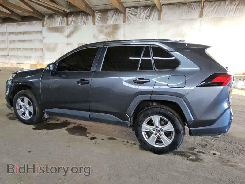 2020 Toyota RAV4 (VIN 2T3P1RFV3LC074419) — фото 2 из 13
