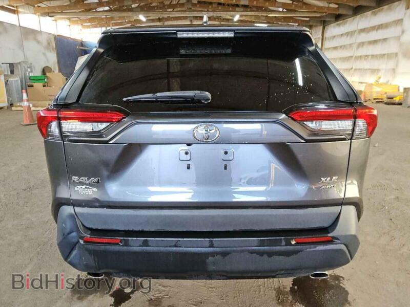 2020 Toyota RAV4 (VIN 2T3P1RFV3LC074419) — фото 6 из 13