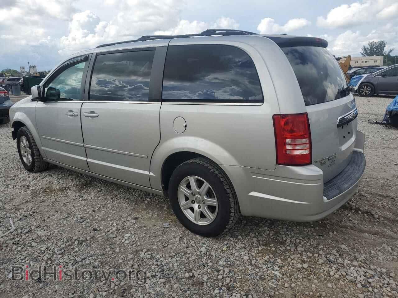 2008 CHRYSLER MINIVAN - VIN: 2A8HR54P18R827528 - Фото 2