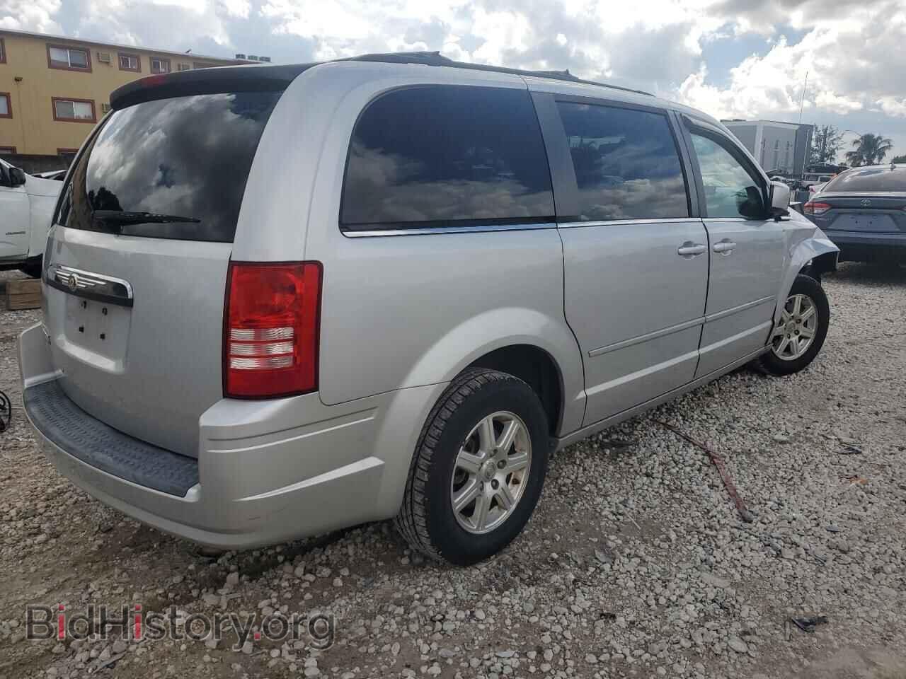 2008 CHRYSLER MINIVAN - VIN: 2A8HR54P18R827528 - Фото 3