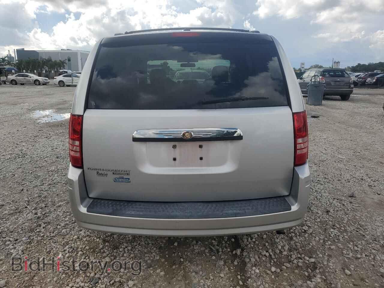 2008 CHRYSLER MINIVAN - VIN: 2A8HR54P18R827528 - Фото 6
