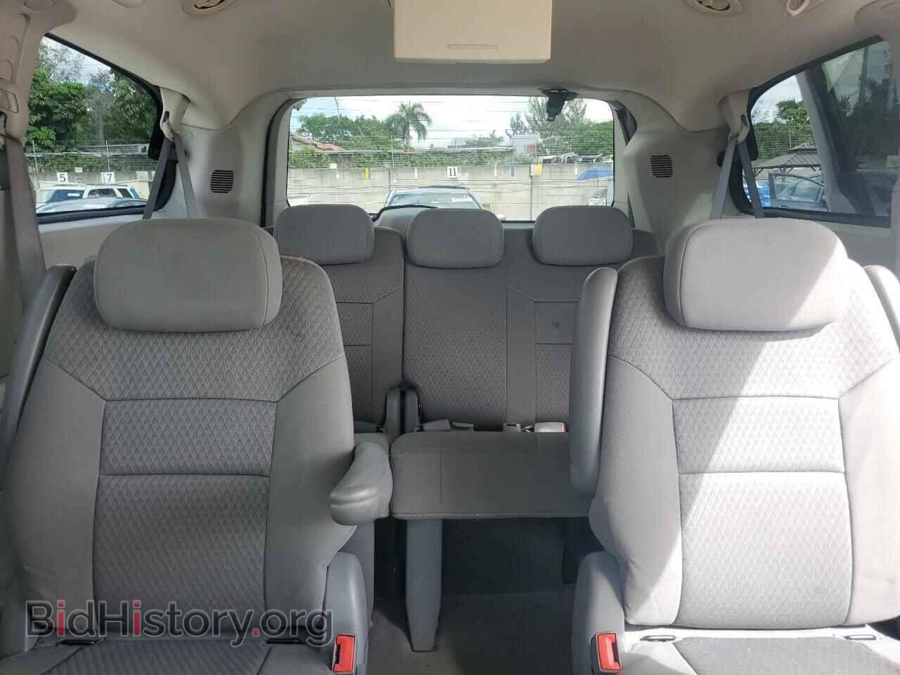 2008 CHRYSLER MINIVAN - VIN: 2A8HR54P18R827528 - Фото 10