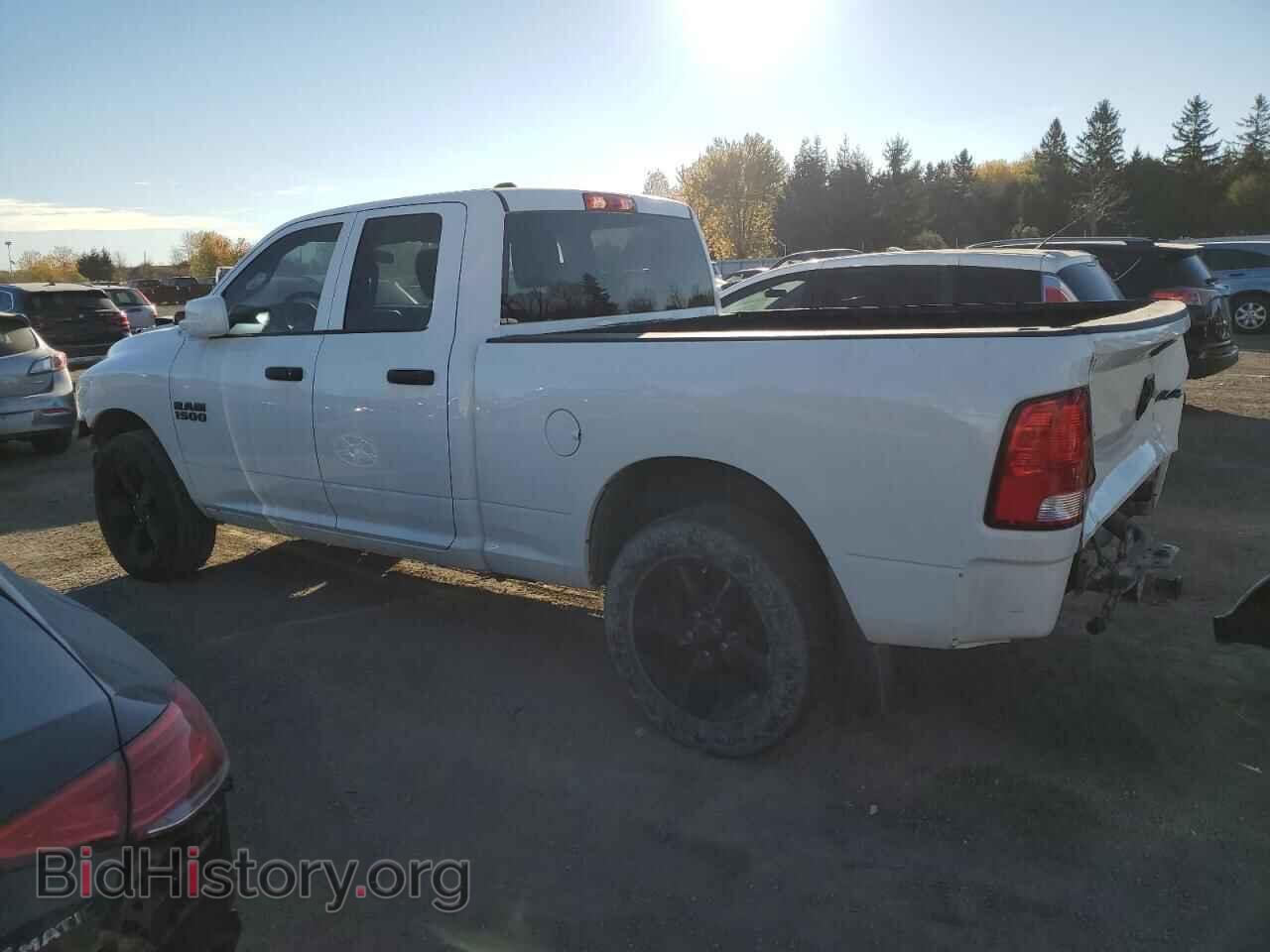 2018 RAM 1500 - VIN: 1C6RR7FG7JS278482 - Фото 2
