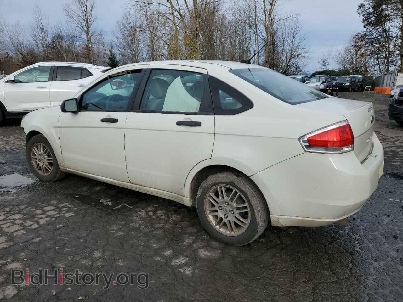 2010 FORD FOCUS - VIN: 1FAHP3FN1AW129503 - Фото 2
