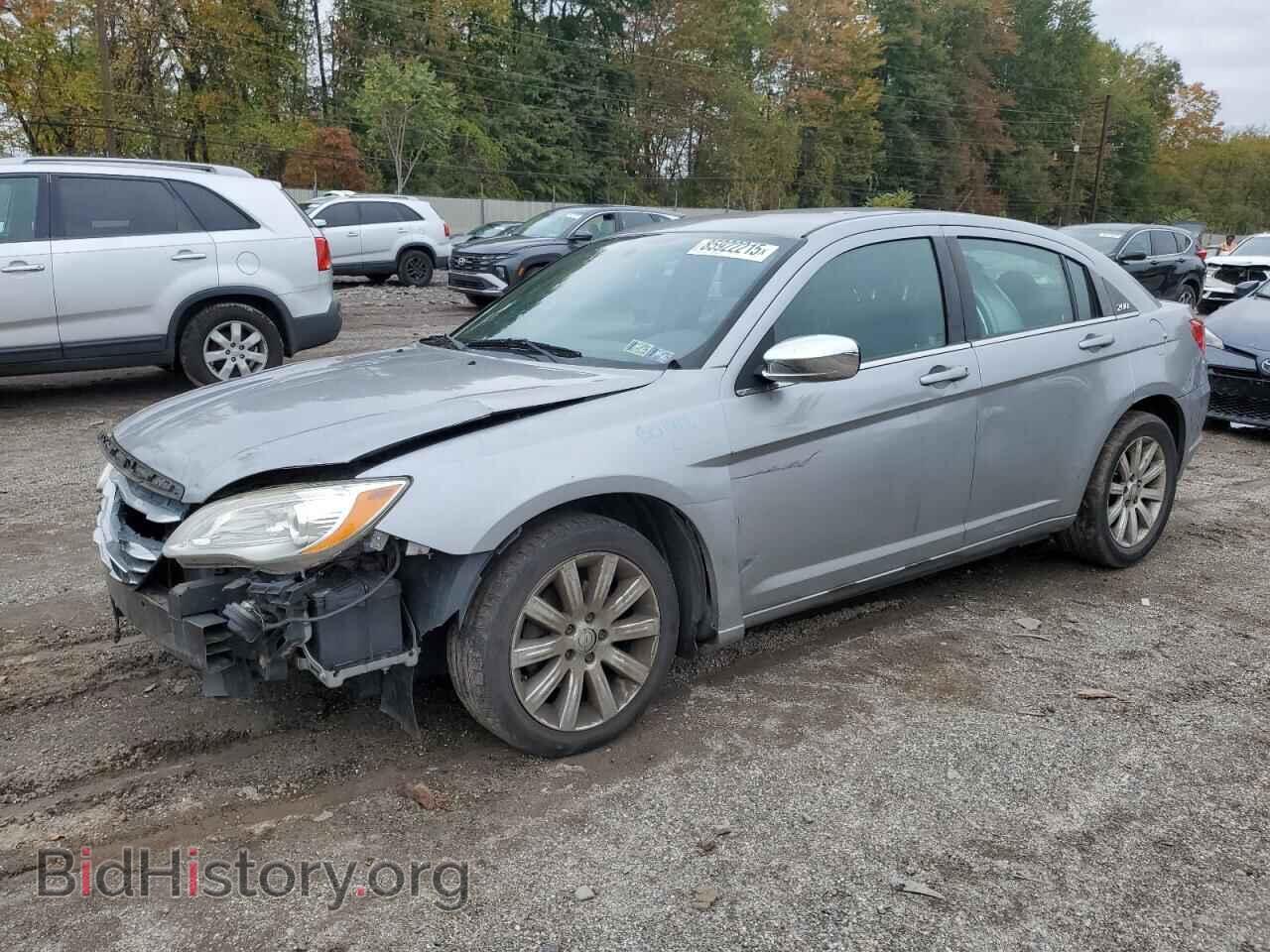 Photo 1C3CCBBB8DN601376 - CHRYSLER 200 2013