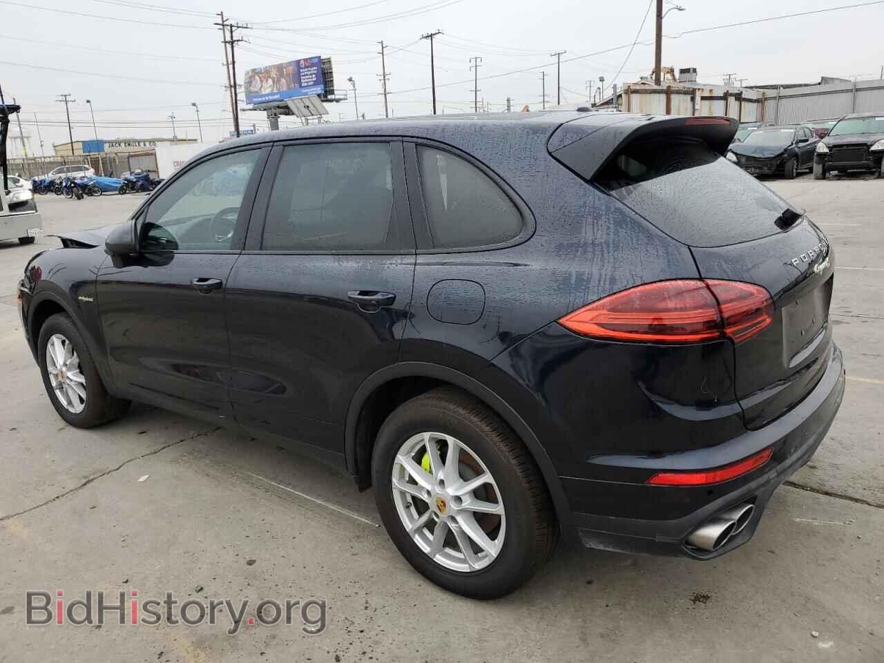 2016 PORSCHE CAYENNE - VIN: WP1AE2A2XGLA62790 - Фото 2