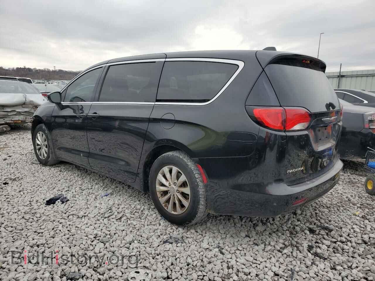 2017 CHRYSLER PACIFICA - VIN: 2C4RC1DG0HR634812 - Фото 2