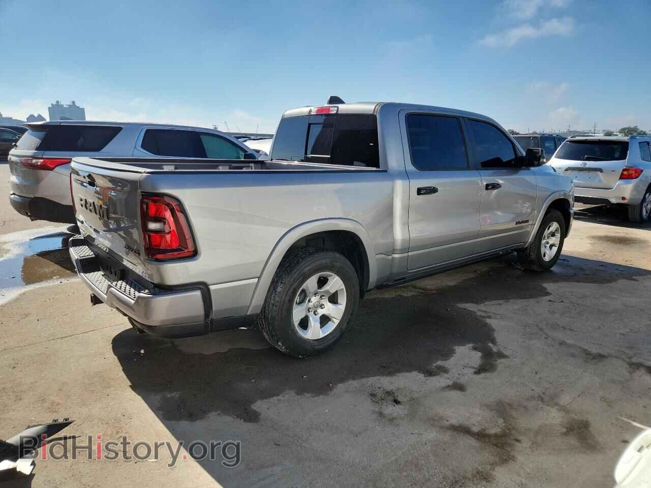 2025 RAM 1500 - VIN: 1C6SRFJP1SN563584 - Фото 3