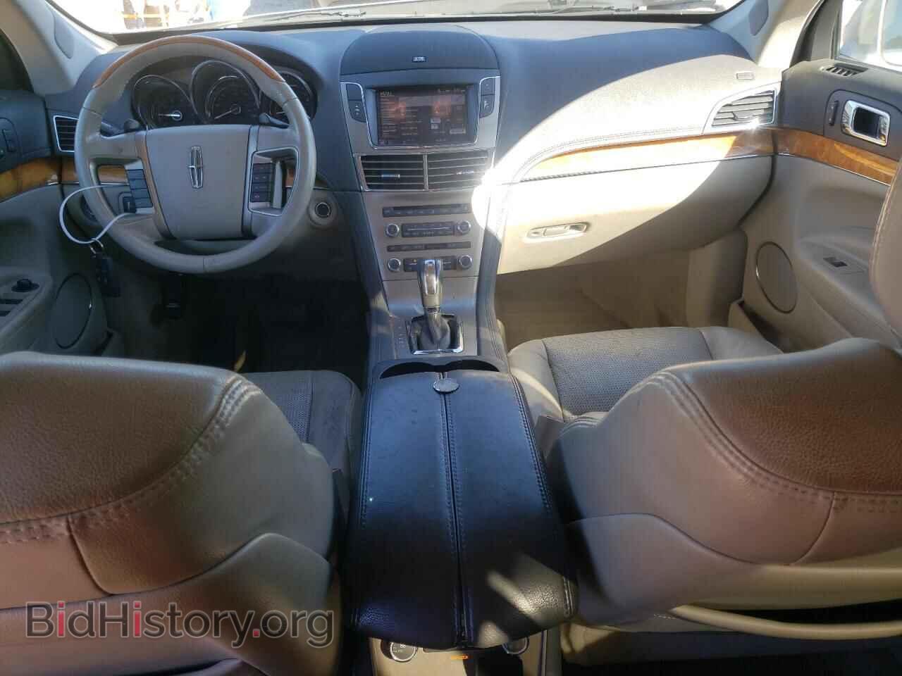 2011 LINCOLN MKT - VIN: 2LMHJ5AT2BBJ53437 - Фото 8