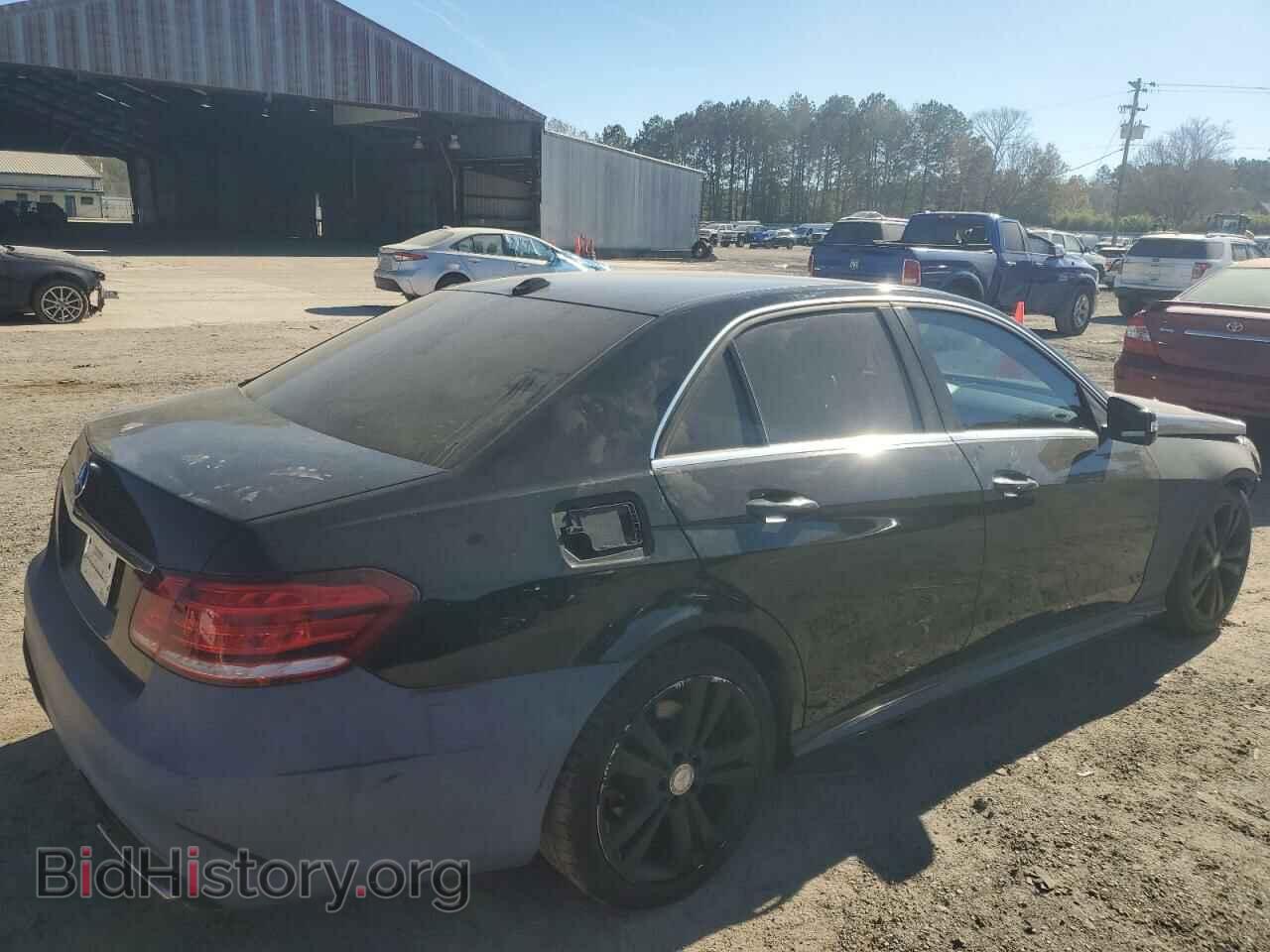 2014 MERCEDES-BENZ E-CLASS - VIN: WDDHF5KB8EB007874 - Фото 3