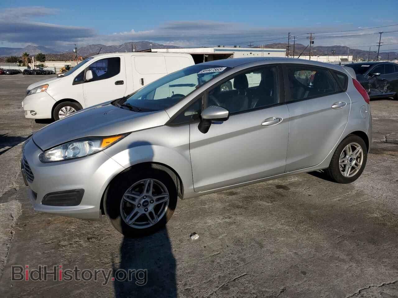 Photo 3FADP4EJ0KM142652 - FORD FIESTA 2019