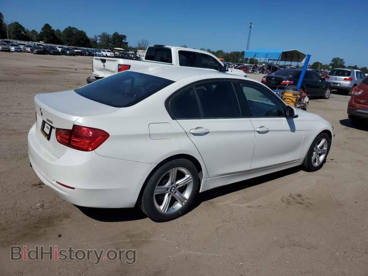 2014 BMW 3 SERIES - VIN: WBA3B5C56EP652127 - Фото 3