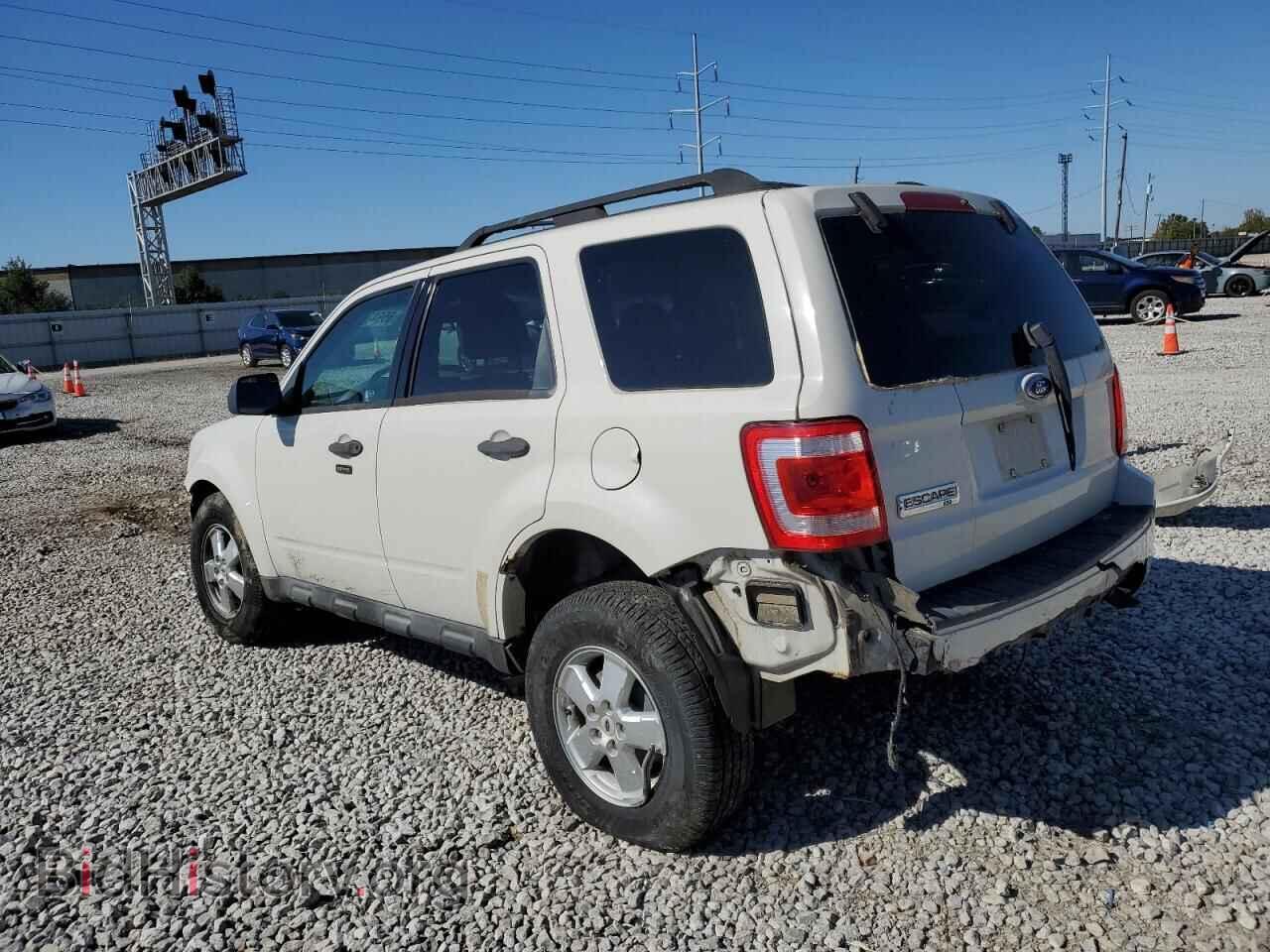 2009 FORD ESCAPE - VIN: 1FMCU03G49KD00647 - Фото 2
