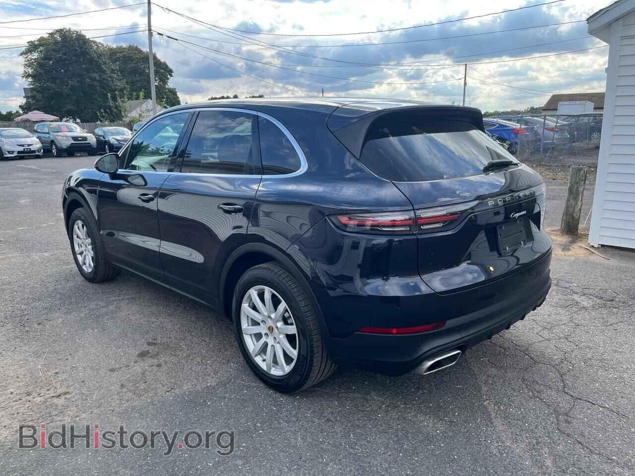 2019 PORSCHE CAYENNE - VIN: WP1AA2AY1KDA05977 - Photo 2