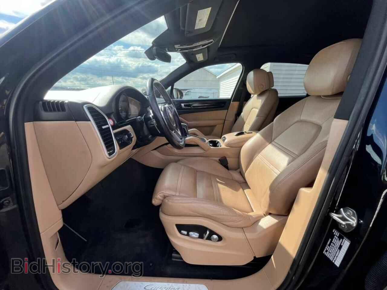 2019 PORSCHE CAYENNE - VIN: WP1AA2AY1KDA05977 - Photo 8
