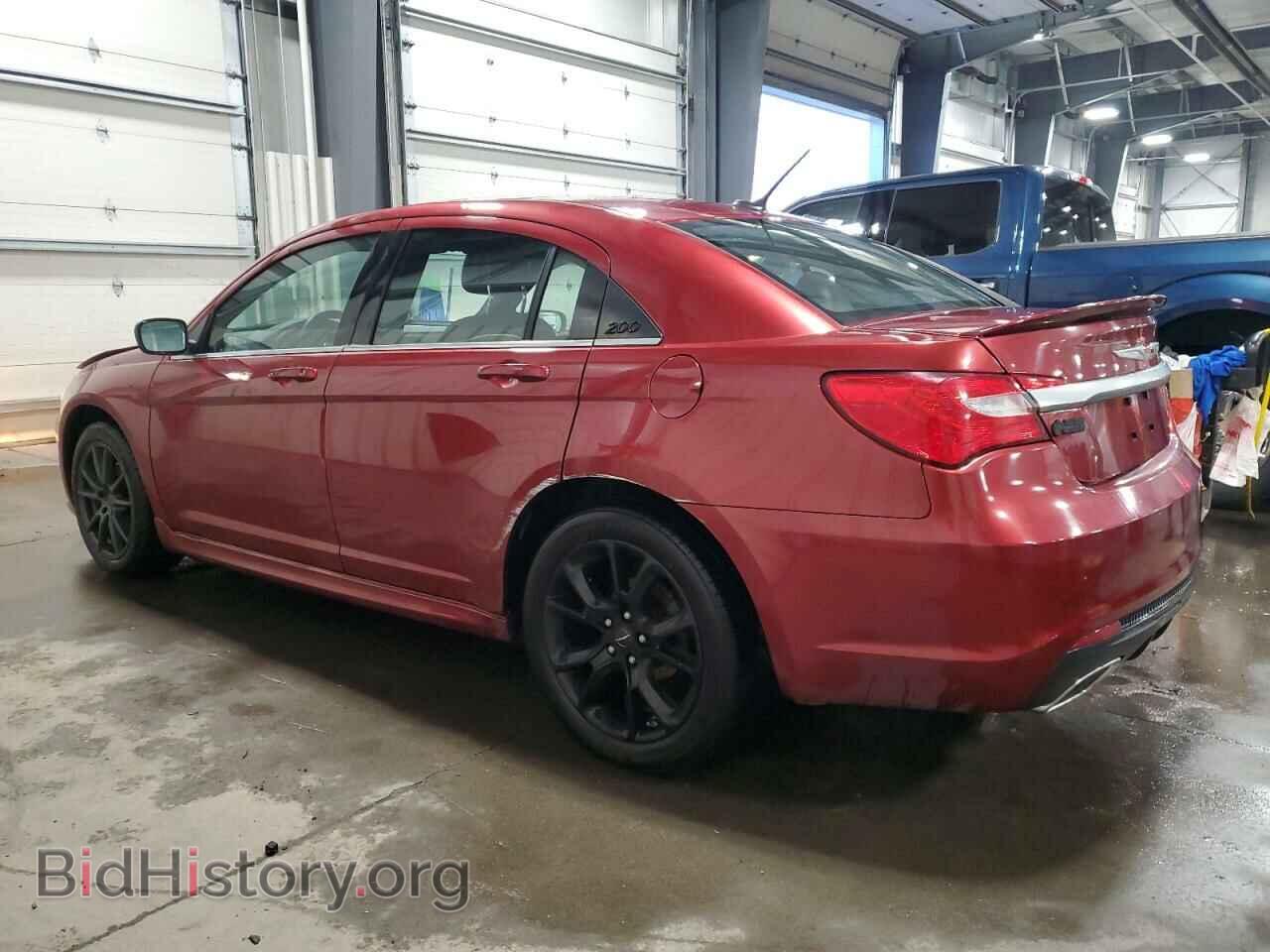 2013 CHRYSLER 200 - VIN: 1C3CCBCG4DN719385 - Фото 2