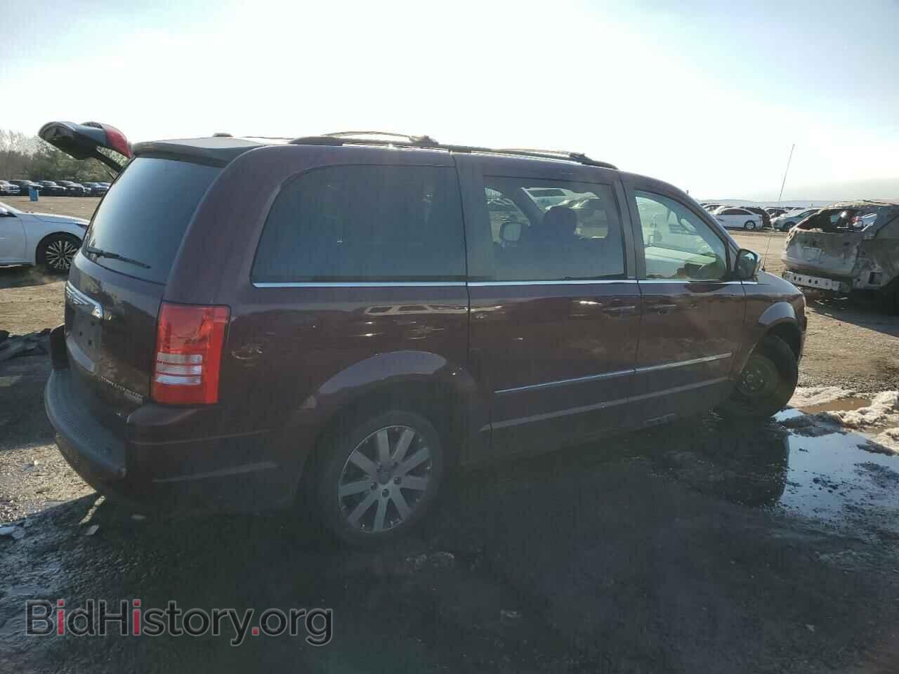 2009 CHRYSLER MINIVAN - VIN: 2A8HR54119R537111 - Фото 3