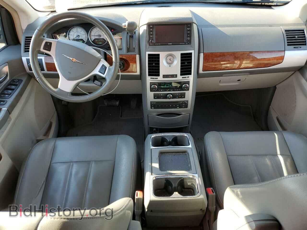 2009 CHRYSLER MINIVAN - VIN: 2A8HR54119R537111 - Фото 8