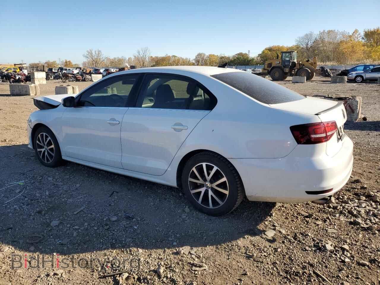 2017 VOLKSWAGEN JETTA - VIN: 3VWDB7AJ6HM330128 - Фото 2