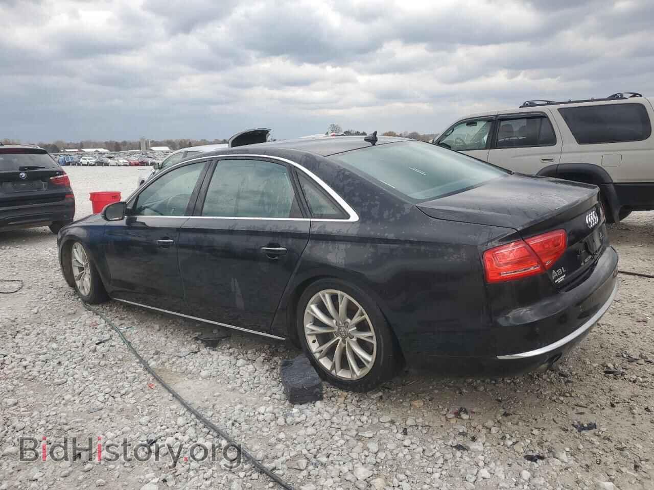 2011 AUDI A8 - VIN: WAURVAFD9BN011672 - Фото 2