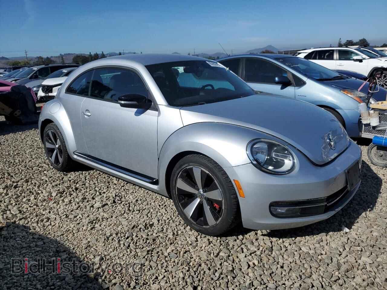 2013 VOLKSWAGEN BEETLE - VIN: 3VWVA7AT2DM656043 - Фото 4