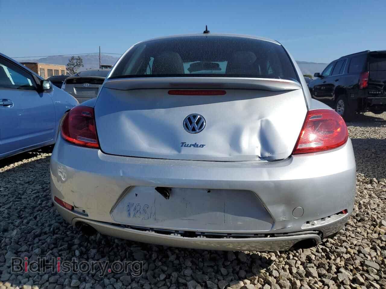 2013 VOLKSWAGEN BEETLE - VIN: 3VWVA7AT2DM656043 - Фото 6