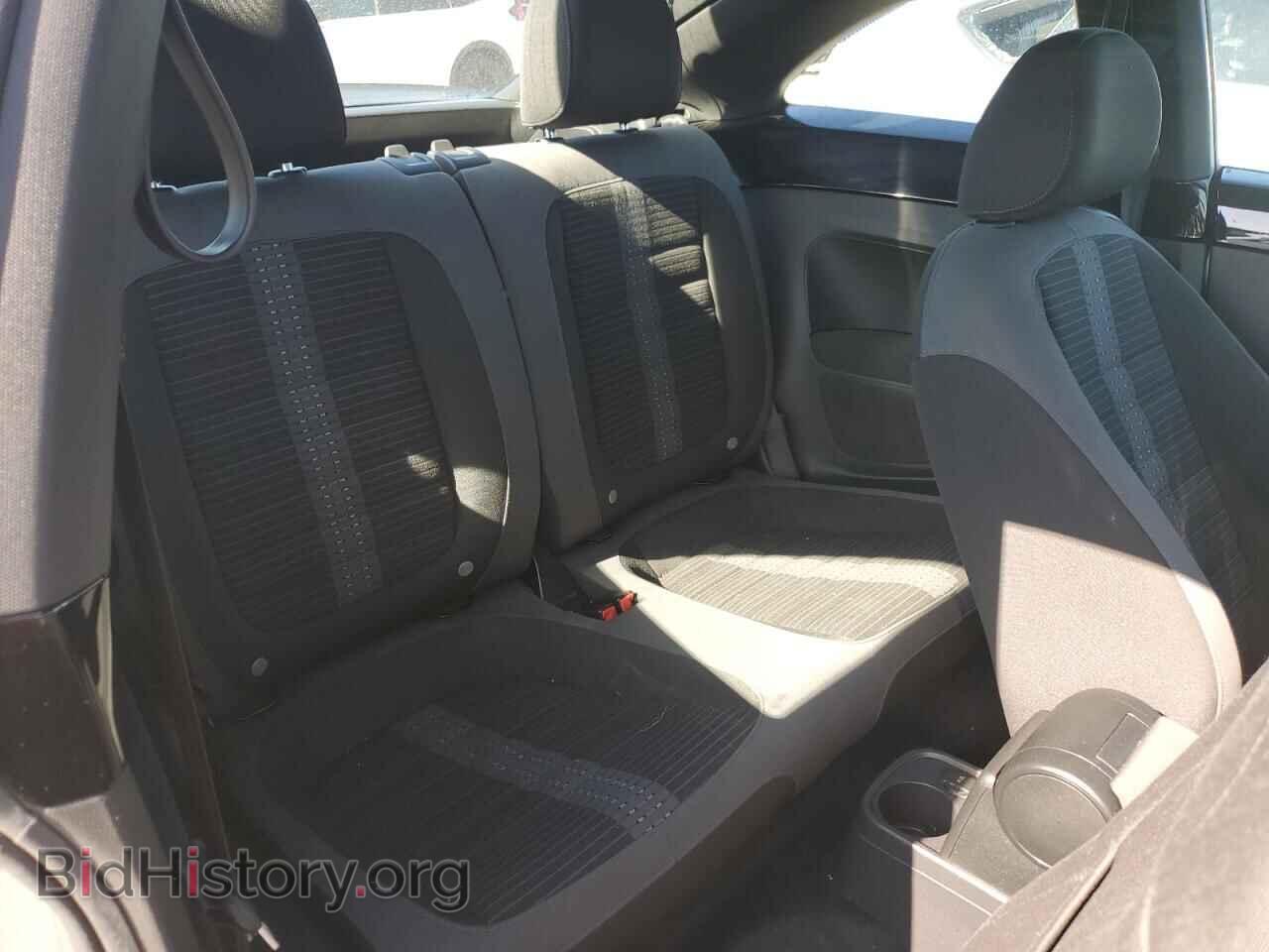 2013 VOLKSWAGEN BEETLE - VIN: 3VWVA7AT2DM656043 - Фото 10