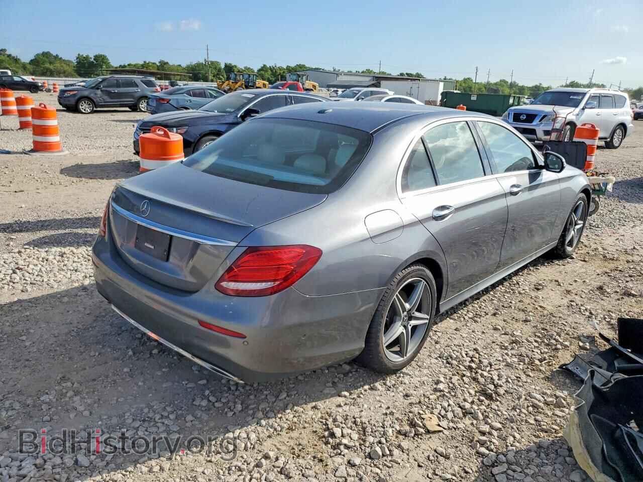2018 MERCEDES-BENZ E-CLASS - VIN: WDDZF4JB6JA302987 - Фото 3