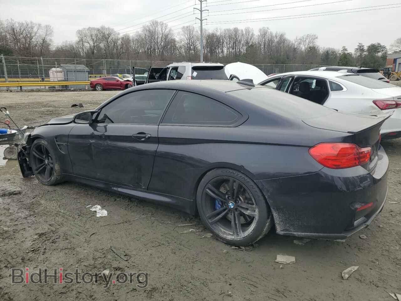 2015 BMW M4 - VIN: WBS3R9C57FK333266 - Фото 2