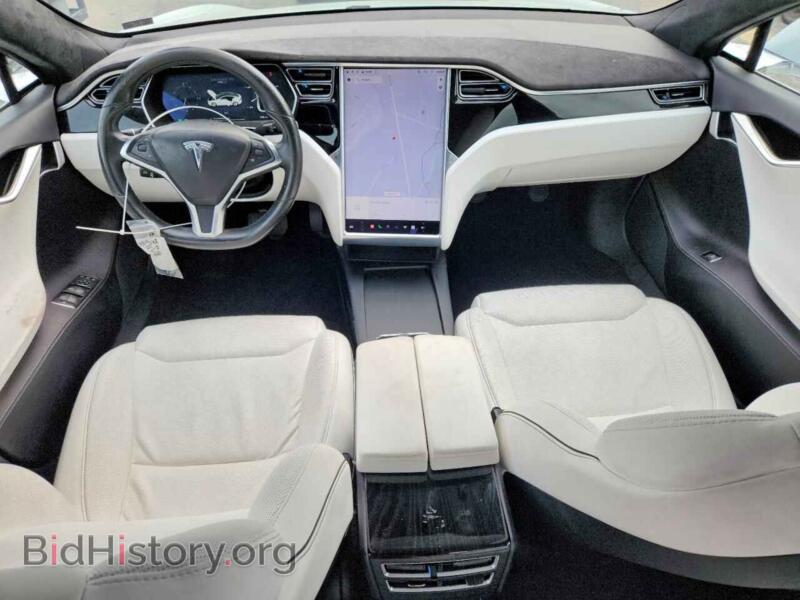 2017 Tesla MODEL S (VIN 5YJSA1E28HF183831) — фото 8 из 13