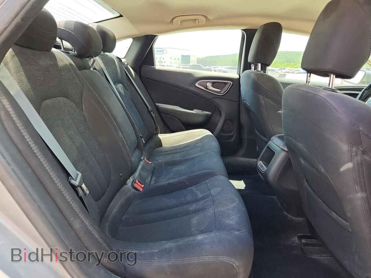 2015 CHRYSLER 200 - VIN: 1C3CCCAB4FN649774 - Фото 10