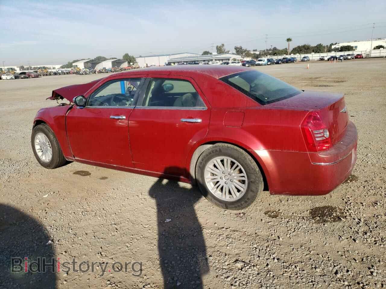 2010 CHRYSLER 300 - VIN: 2C3CA4CD1AH206686 - Фото 2