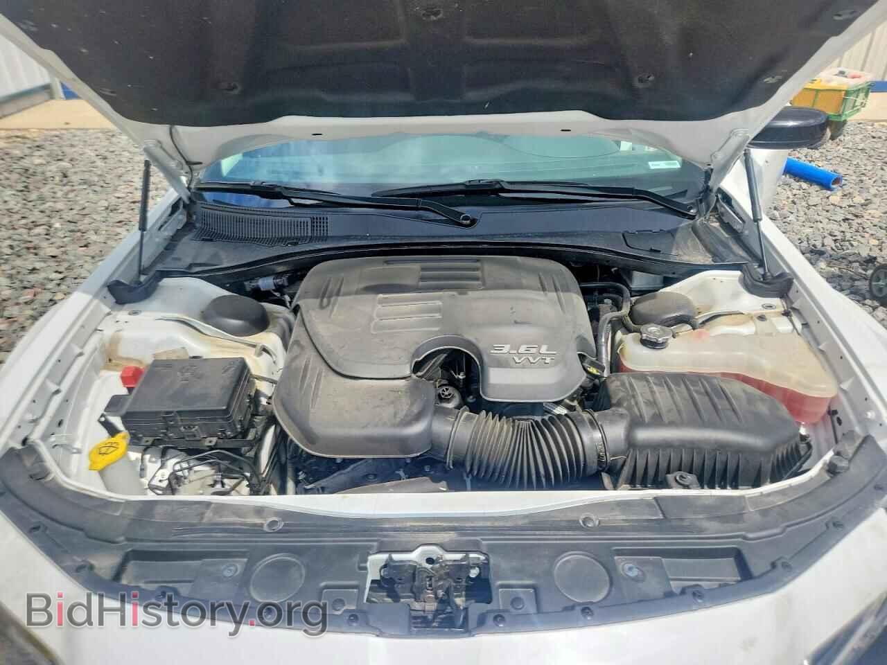 2018 CHRYSLER 300 - VIN: 2C3CCAAG6JH320978 - Фото 11