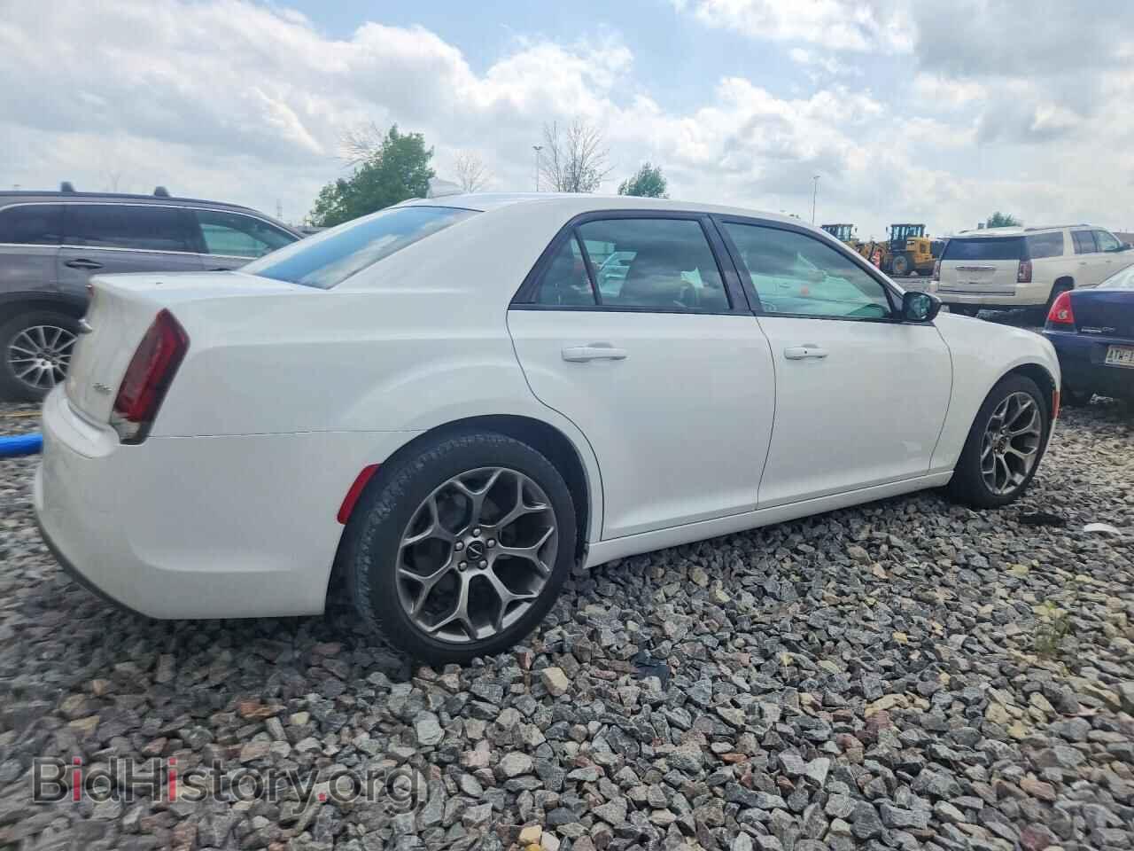 2018 CHRYSLER 300 - VIN: 2C3CCAAG6JH320978 - Фото 3