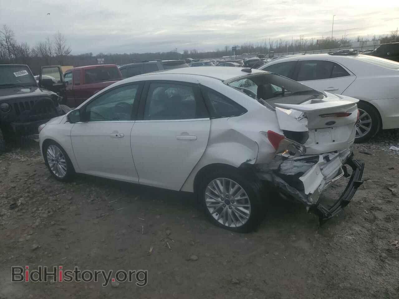 2017 FORD FOCUS - VIN: 1FADP3J2XHL237335 - Фото 2