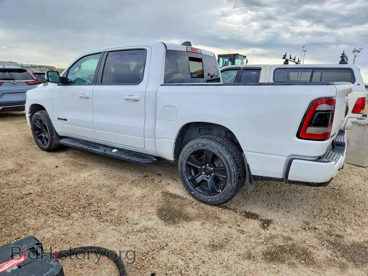 2022 RAM 1500 - VIN: 1C6SRFVT7NN416228 - Фото 2
