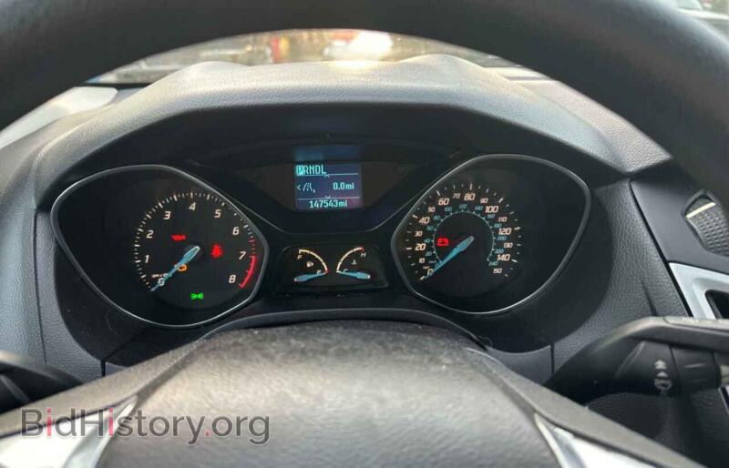 2012 Ford FOCUS (VIN 1FAHP3K28CL163017) — photo 8 of 10