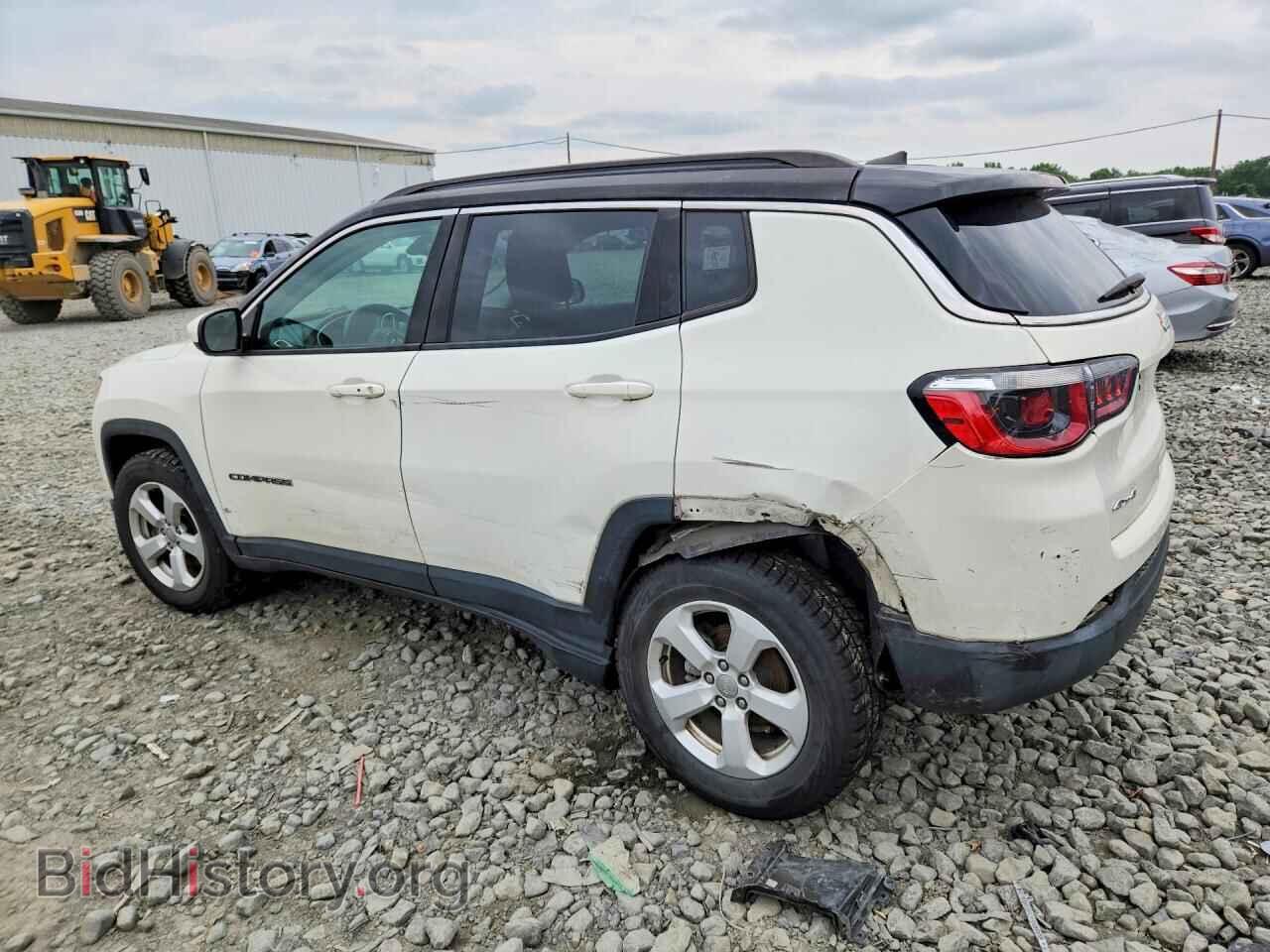 2018 JEEP COMPASS - VIN: 3C4NJDBB1JT261831 - Photo 2