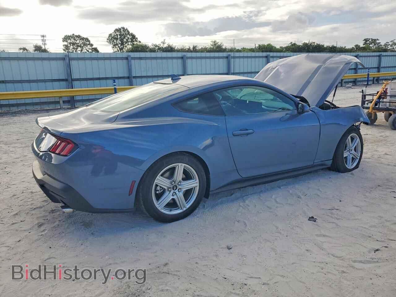 2026 FORD MUSTANG - VIN: 1FA6P8TH4T5123500 - Photo 3