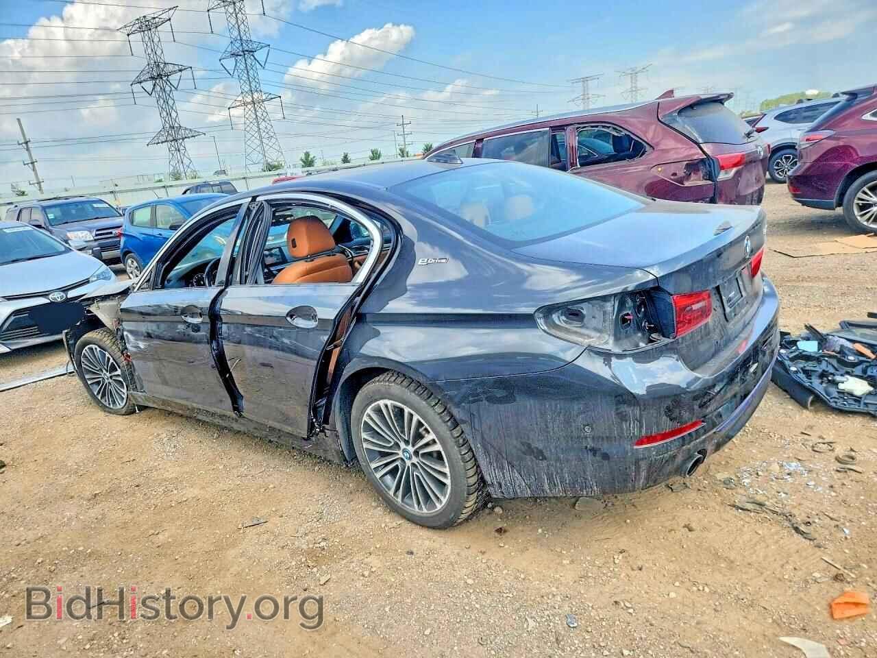 2019 BMW 5 SERIES - VIN: WBAJB1C59KB375191 - Photo 2