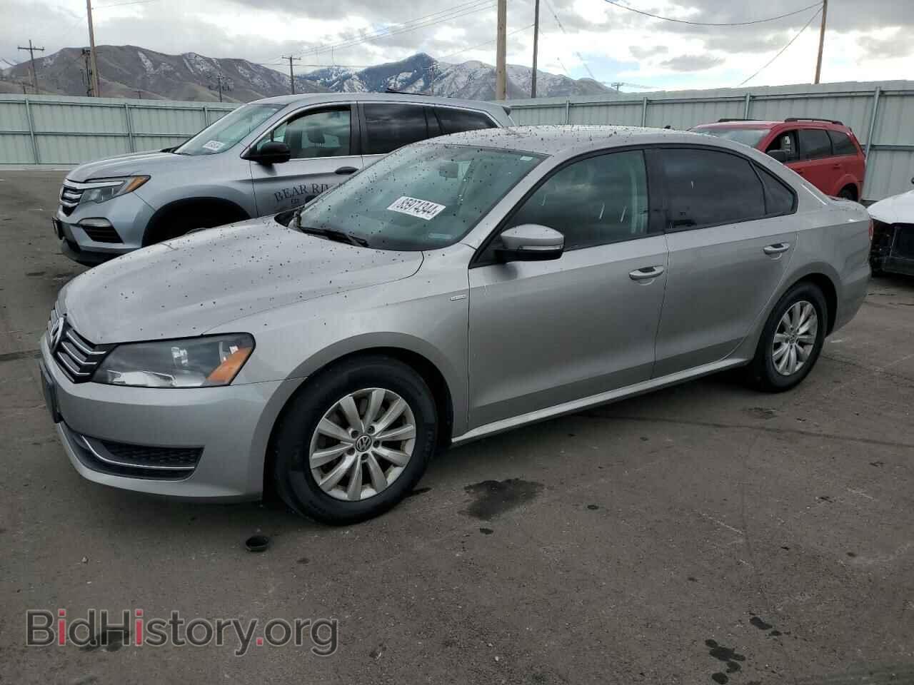Фотография 1VWAH7A33DC146876 - VOLKSWAGEN PASSAT 2013