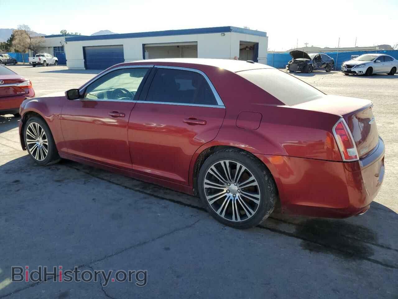 2012 CHRYSLER 300 - VIN: 2C3CCABG2CH179229 - Фото 2